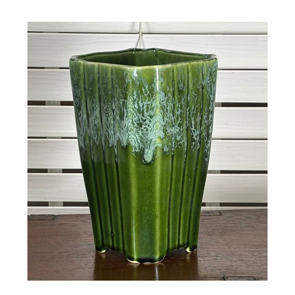 Vintage UPCO Ungemach Pottery 040 Green Drip Glaze MCM Ceramic Vase USA